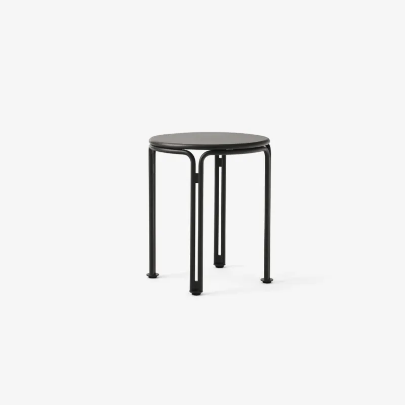 Stolik kawowy outdoorowy Thorvald SC102 40cm Warm black &Tradition Szybka wysyłka
