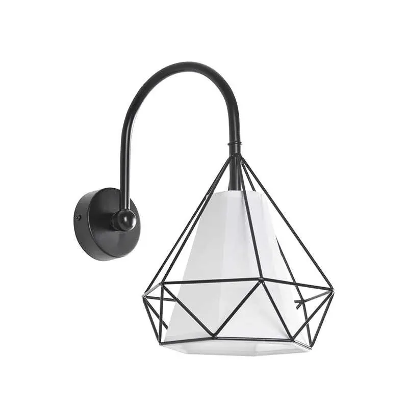 Geometryczna lampa ścienna HIRA- nowość! Oferta czasowa