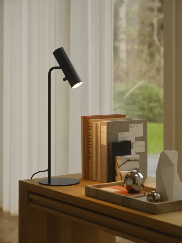 Kup online Lampa stołowa czarna idealna na biurko MIB 6 71655003 - Design For The People