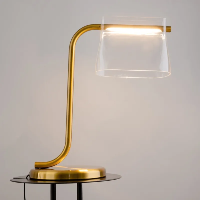 Kup teraz Lampa stołowa szklana modern Cabaret LED przeźroczysto-mosiężna Maytoni