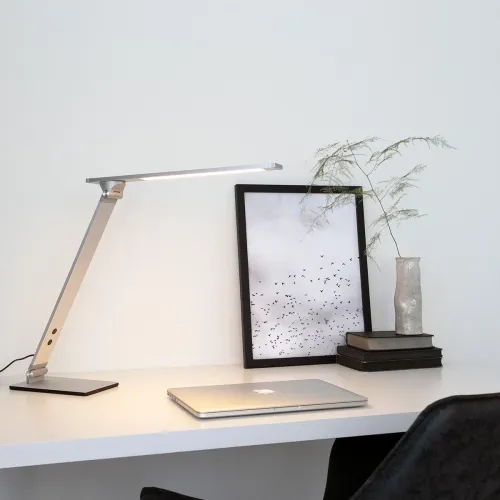 Hit cenowy Srebrna regulowana lampa biurkowa ledowa Steinhauer 2684ST Serenade LED 10W 3000K 70cm